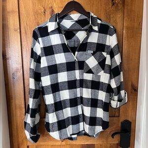 Columbia Black and Ivory Buffalo Plaid Button-Up Shirt